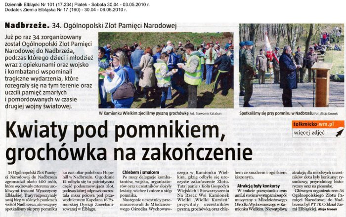 Kwiaty pod pomnikiem, grochówka na zakończenie